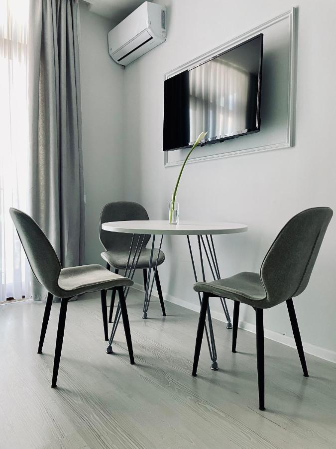 First Line New Boulevard Батуми Экстерьер фото